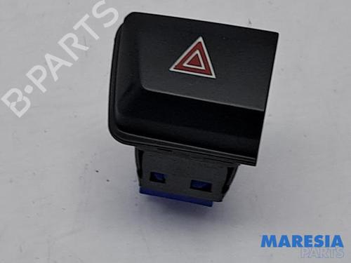 Used Warning switch PEUGEOT 208 I (CA_, CC_) 1.4 HDi (68 hp) 31409273