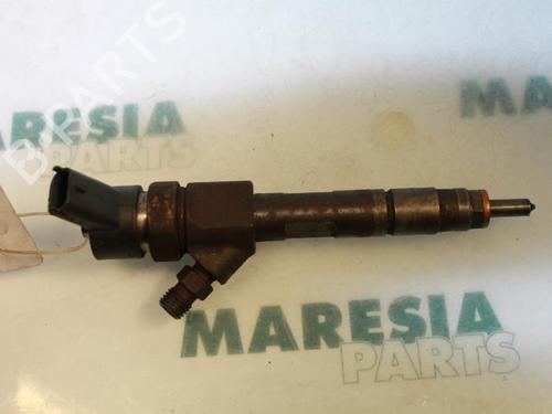 injector-renault-laguna-ii-grandtour-kg01_-2001-2002-2003-2004-2005-2006-2007-31457770 main image