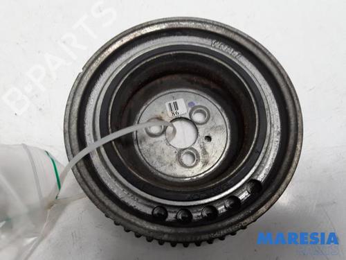 Used Pulley FIAT PANDA (169_) 1.4 (169AXE1B) (100 hp) 31419698