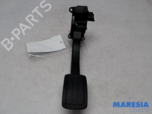 Pedal PEUGEOT 308 SW II (LC_, LJ_, LR_, LX_, L4_) 1.6 BlueHDi 120 (120 hp) 31434239
