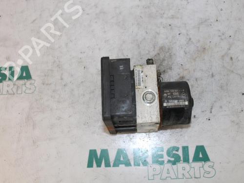Used ABS pump RENAULT ESPACE IV (JK0/1_) 2.2 dCi (JK0H) (150 hp) 31404543