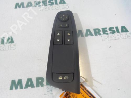 Used Switch FIAT STILO (192_) 1.8 16V (192AXC1A, 192BXC1A) (133 hp) 31466974