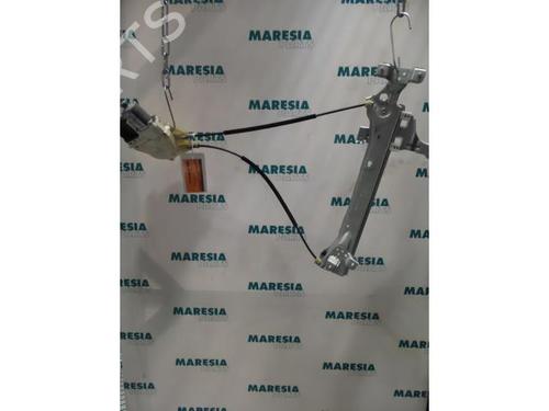 Used Rear right window mechanism RENAULT MEGANE III Grandtour (KZ0/1) 1.5 dCi (KZ09, KZ0D, KZ1G, KZ29, KZ14, KZ1W, KZ10, KZ1F,... (110 hp) 31520403