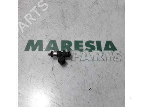 Used Injector RENAULT MODUS / GRAND MODUS (F/JP0_) 1.2 (JP0C, JP0K, FP0C, FP0K, FP0P, JP0P, JP0T) (75 hp) 31519332