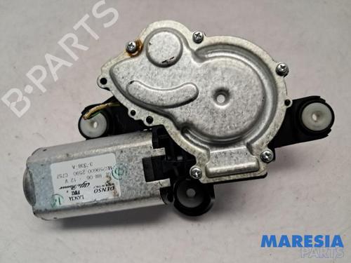 Rear wiper motor FIAT 500L (351_, 352_) 1.4 (199LYF1B) | BP31536553M102