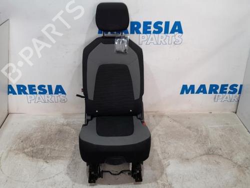 Used Seats set CITROËN C4 Grand Picasso II (DA_, DE_) 1.2 THP 130 (130 hp) 31467996