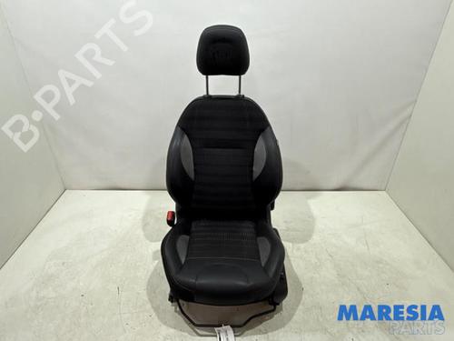 Sæde venstre fortil PEUGEOT 2008 I (CU_) 1.2 THP 110 / PureTech 110 (110 hp) 32012117