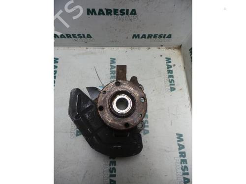Used Right front steering knuckle FIAT DOBLO Box Body/MPV (223_) 1.3 D Multijet (75 hp) 31503623