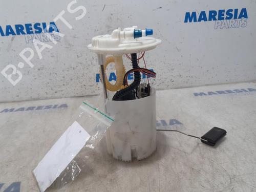 Used Fuel pump OPEL VIVARO B Van (X82) 1.6 CDTI (05) (125 hp) 31462963