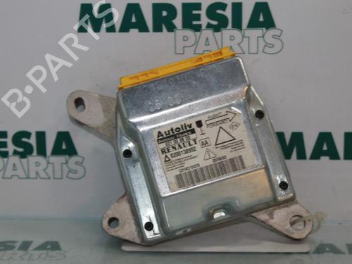 Used ECU airbags RENAULT LAGUNA II Grandtour (KG0/1_) 1.9 dCi (KG0G) (120 hp) 31479649