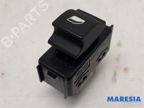 Switch PEUGEOT 208 I (CA_, CC_) 1.2 VTI 82 | BP31421620I30