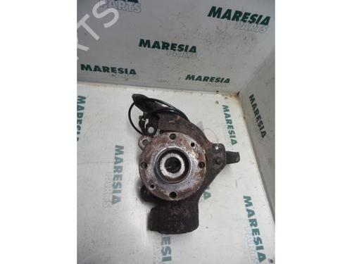 Used Left front steering knuckle LANCIA LYBRA SW (839_) 1.8 16V (839BXB1A, 839BXG1A) (131 hp) 31493264
