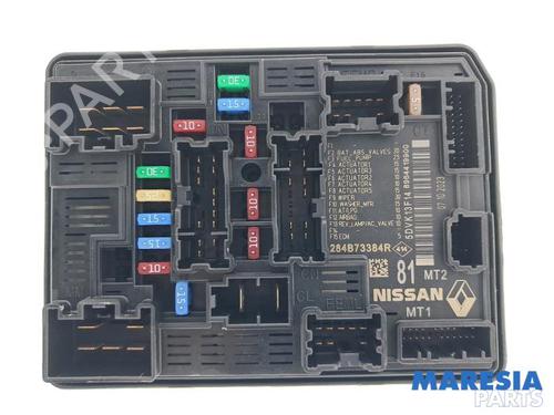 Used Fuse box Fuse box RENAULT CAPTUR II (HF_) TCe 160 (HFN1) (158 hp) 39932801 39932801