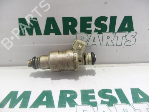 Used Injector PEUGEOT 106 II (1A_, 1C_) 1.4 i (75 hp) 31520570