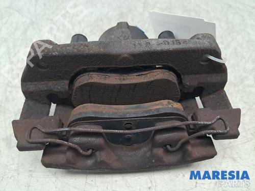 Used Right front brake caliper RENAULT CAPTUR I (J5_, H5_) 1.2 TCe 120 (120 hp) 31816540