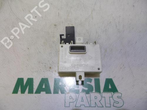 Used Electronic module RENAULT MEGANE III Grandtour (KZ0/1) 1.5 dCi (KZ09, KZ0D, KZ1G, KZ29, KZ14, KZ1W, KZ10, KZ1F,... (110 hp) 31388553