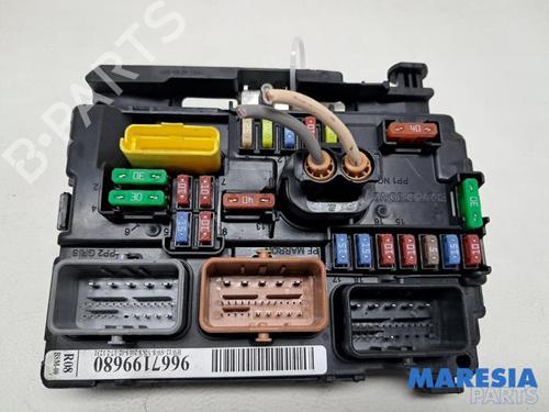 Used Fuse box CITROËN C3 II (SC_) 1.2 VTi 82 (82 hp) 32012029