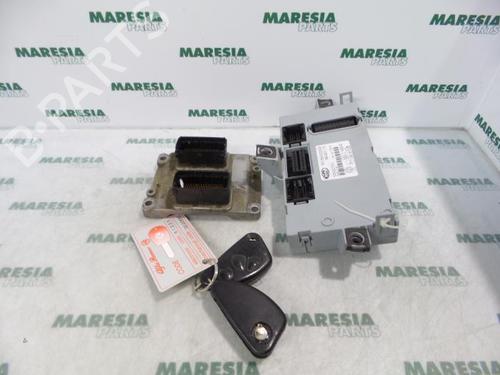 Used Engine control unit (ECU) ALFA ROMEO 147 (937_) 1.6 16V T.SPARK ECO (937.AXA1A, 937.BXA1A) (105 hp) 31400811