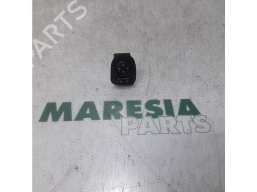 Comutador espelhos FIAT 500 (312_) 1.2 (312AXA1A) (69 hp) 31517006