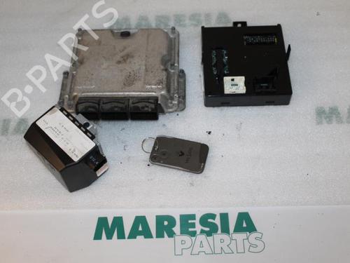 Used Engine control unit (ECU) RENAULT VEL SATIS (BJ0_) 2.2 dCi (BJ0E, BJ0F) (150 hp) 31467919