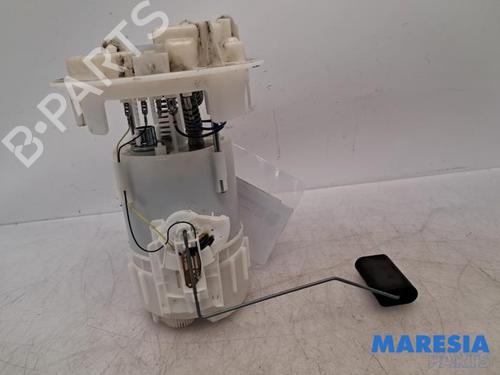 Used Fuel pump PEUGEOT 208 I (CA_, CC_) 1.2 VTI 82 (82 hp) 31513266