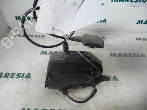 Used Electronic module RENAULT SCÉNIC II (JM0/1_) 1.5 dCi (JM1F) (86 hp) 31406107