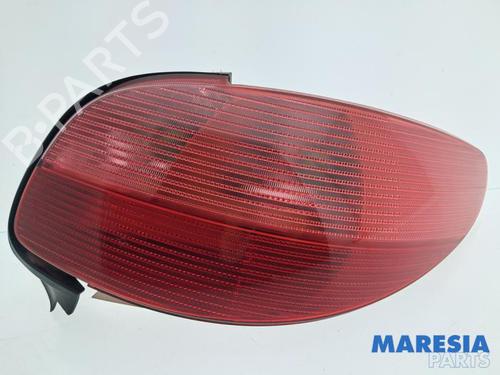 right-taillight-peugeot-206-cc-2d-2000-2001-2002-2003-2004-2005-2006-2007-2008-35820734 main image