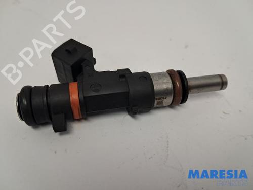 Inyector ALFA ROMEO GIULIETTA (940_) 1.4 TB (940FXB1A, 940FXB11) (170 hp) 31479026