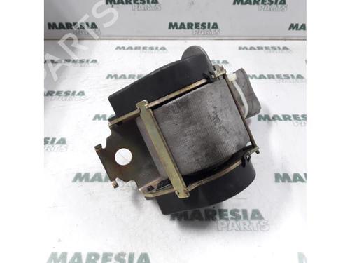 rear-left-seatbelt-renault-scenic-i-mpv-ja01_-fa0_-1999-2000-2001-2002-2003-2004-2005-2006-2007-2008-2009-2010-31422990 main image