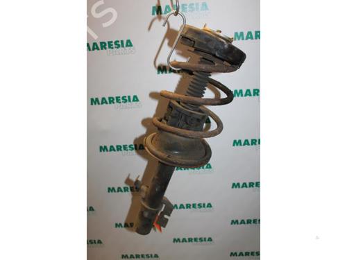 Used Left front shock absorber RENAULT SCÉNIC I MPV (JA0/1_, FA0_) 1.6 BiFuel (JA04) (107 hp) 31474501