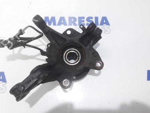 Used Right front steering knuckle RENAULT CLIO IV (BH_) 0.9 TCe 90 (BHNF, BHMA, BHMH, BHJK, BHJR) (90 hp) 31441072