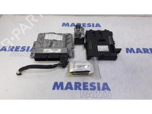 Used Engine control unit (ECU) RENAULT MEGANE IV Grandtour (K9A/M/N_) 1.5 dCi 110 (110 hp) 31508601