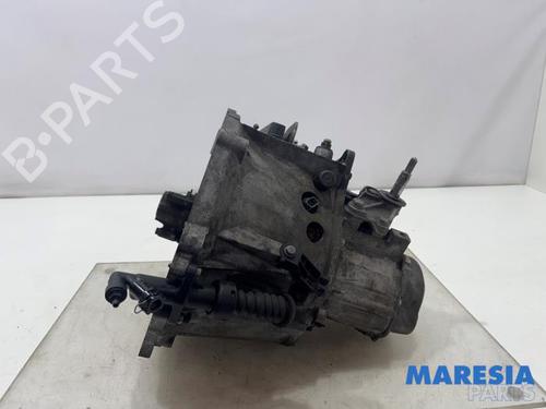 Used Gearbox Gearbox PEUGEOT 5008 (0U_, 0E_) 1.6 16V (120 hp) 31411253 31411253