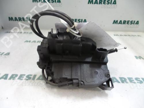 electronic-module-renault-clio-iii-br01-cr01-2005-2006-2007-2008-2009-2010-2011-2012-2013-2014-31516436 main image