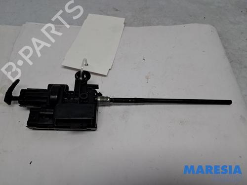 Used Fuel door actuator RENAULT CLIO IV (BH_) 0.9 TCe 90 (BHNF, BHMA, BHMH, BHJK, BHJR) (90 hp) 31486515