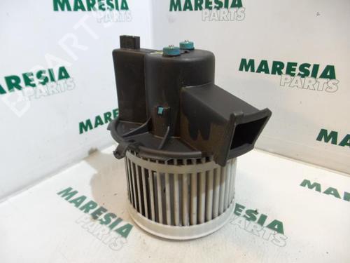 Used Heater blower motor FIAT PANDA (169_) 1.1 (169.AXA1A) (54 hp) 31453320