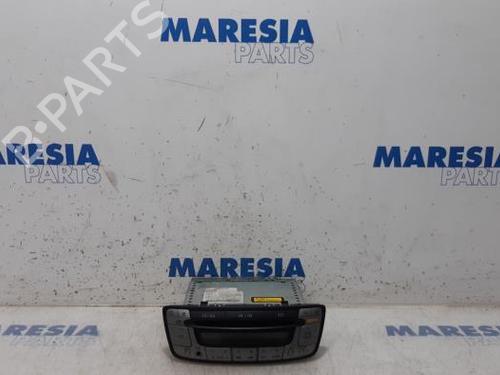 Bilradio PEUGEOT 107 (PM_, PN_) 1.0 (68 hp) 31399060