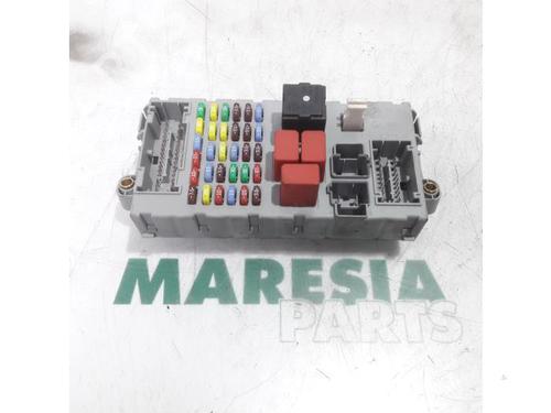Used Fuse box ALFA ROMEO 159 Sportwagon (939_) 3.2 JTS (939BXH1B) (260 hp) 31455248