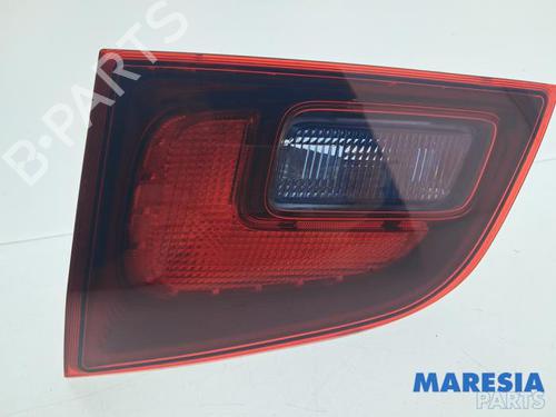 Used Right taillight Right taillight 37875947 37875947