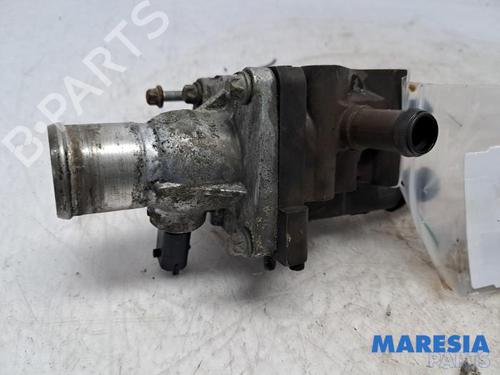 Used Thermostat housing Thermostat housing FIAT CROMA (194_) 1.8 16V (194AXG1A) (140 hp) 31403643 31403643