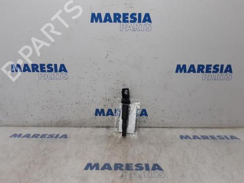 Used Ignition coil PEUGEOT 207 (WA_, WC_) 1.6 16V VTi (120 hp) 31481770