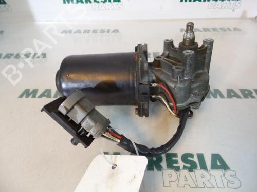 Used Front wiper motor RENAULT ESPACE III (JE0_) 2.0 (JE0A) (114 hp) 31505818