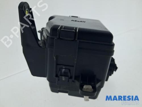 Fuse box PEUGEOT 108 1.0 VTi | BP38489217E1 - Image 2