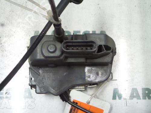 electronic-module-renault-megane-ii-bm01_-cm01_-2001-2002-2003-2004-2005-2006-2007-2008-2009-2010-2011-2012-31428270 main image