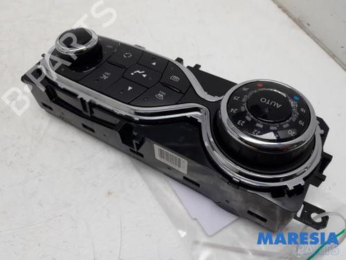 Climate control RENAULT CLIO IV (BH_) 1.2 TCe 120 (BHM0) | BP31505757I5