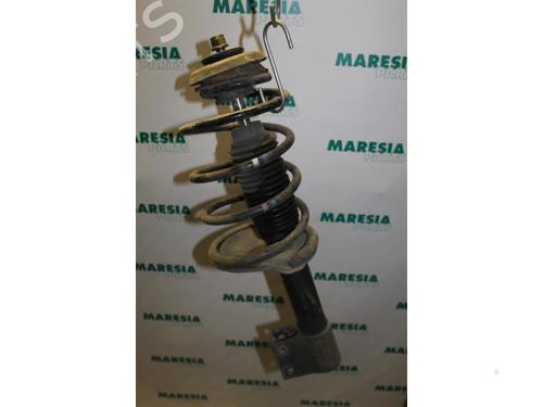 Left front shock absorber PEUGEOT 307 Break (3E) 2.0 HDI 90 | BP31397105M16