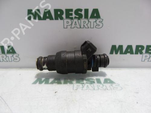 Used Injector CITROËN XANTIA (X1_, X2_) 1.8 i 16V (110 hp) 31418585