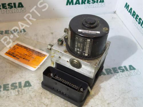 Used ABS pump RENAULT LAGUNA II Grandtour (KG0/1_) 2.2 dCi (KG0F) (150 hp) 31393760