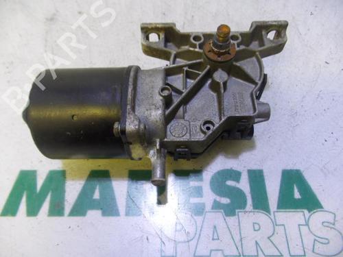 Used Front wiper motor FIAT PANDA (169_) 1.2 (169.AXB11, 169.AXB1A) (60 hp) 31456857