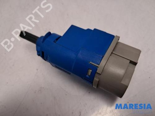 switch-renault-clio-iv-bh_-2012-2013-2014-2015-2016-2017-2018-2019-2020-2021-31505560 main image